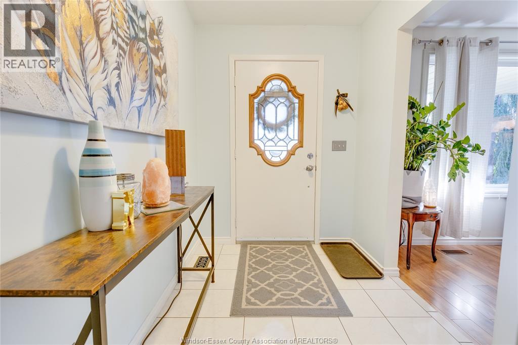 2841 GARVEY CRESCENT - 4