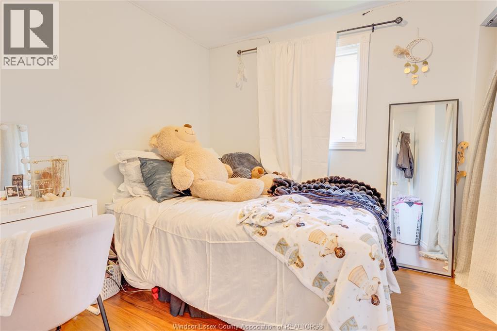 2841 GARVEY CRESCENT - 26