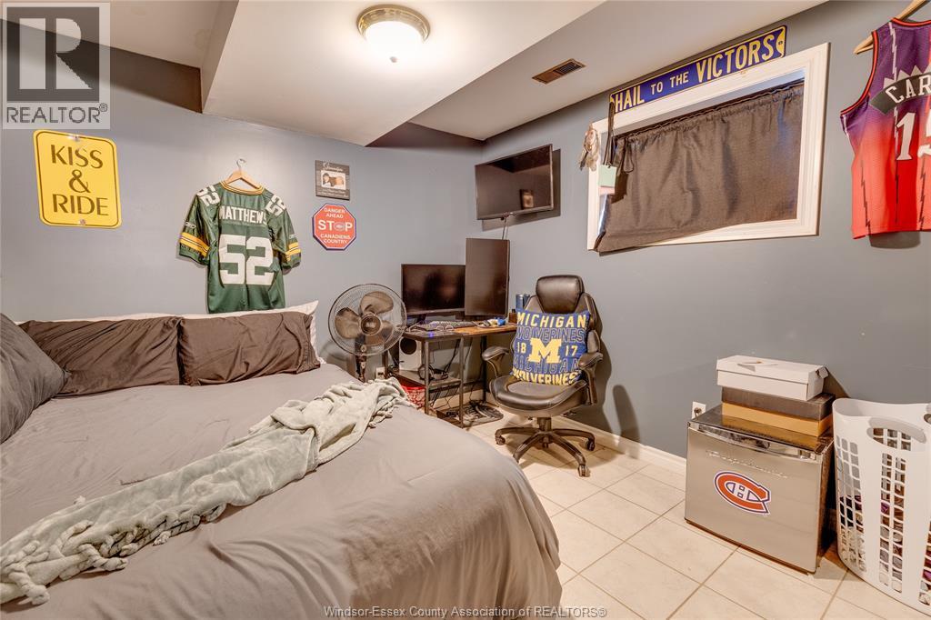 2841 GARVEY CRESCENT - 21