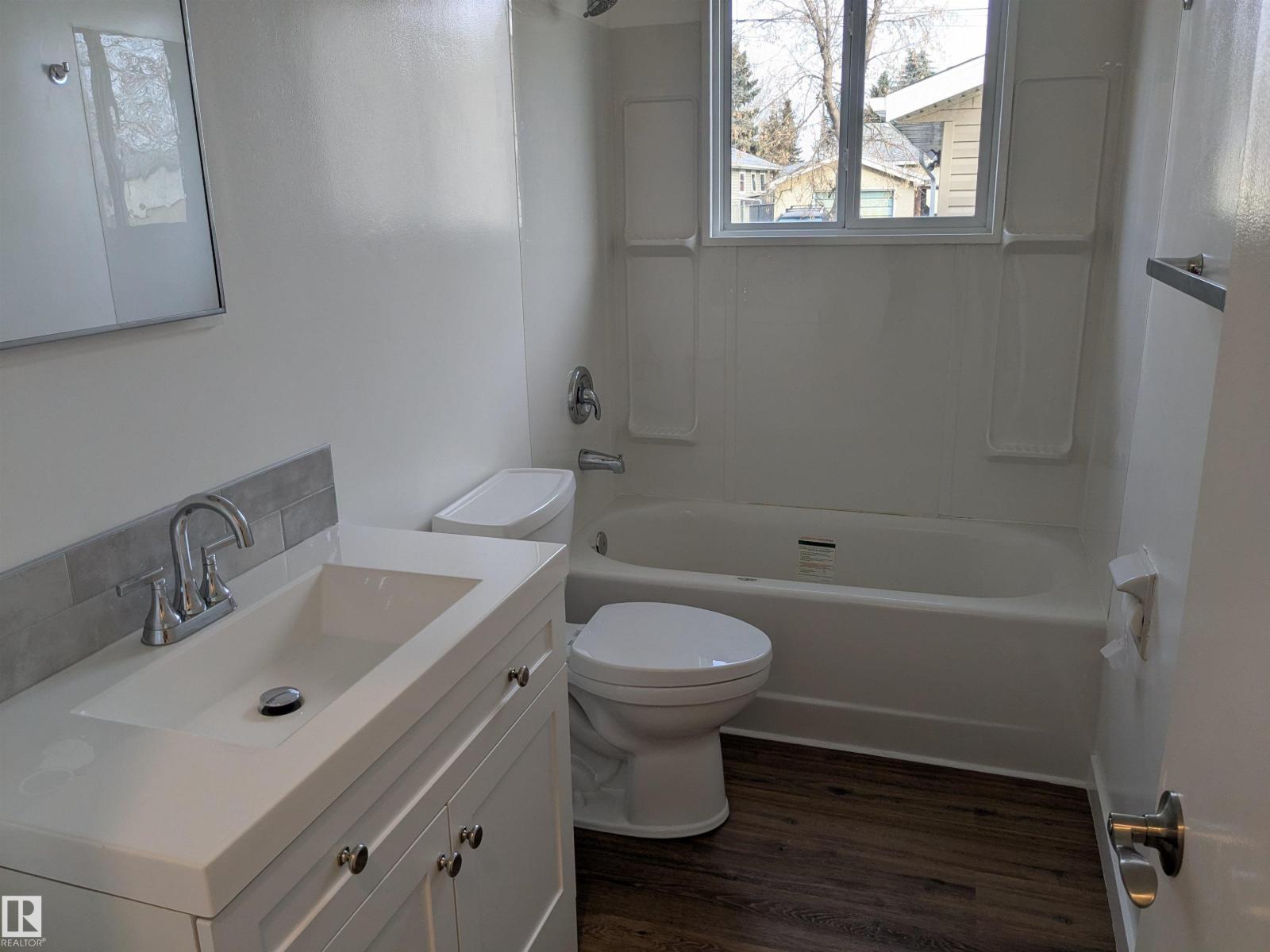13636 135A AV NW - 12