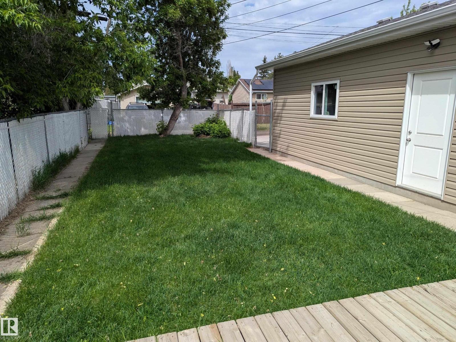 13636 135A AV NW - 31