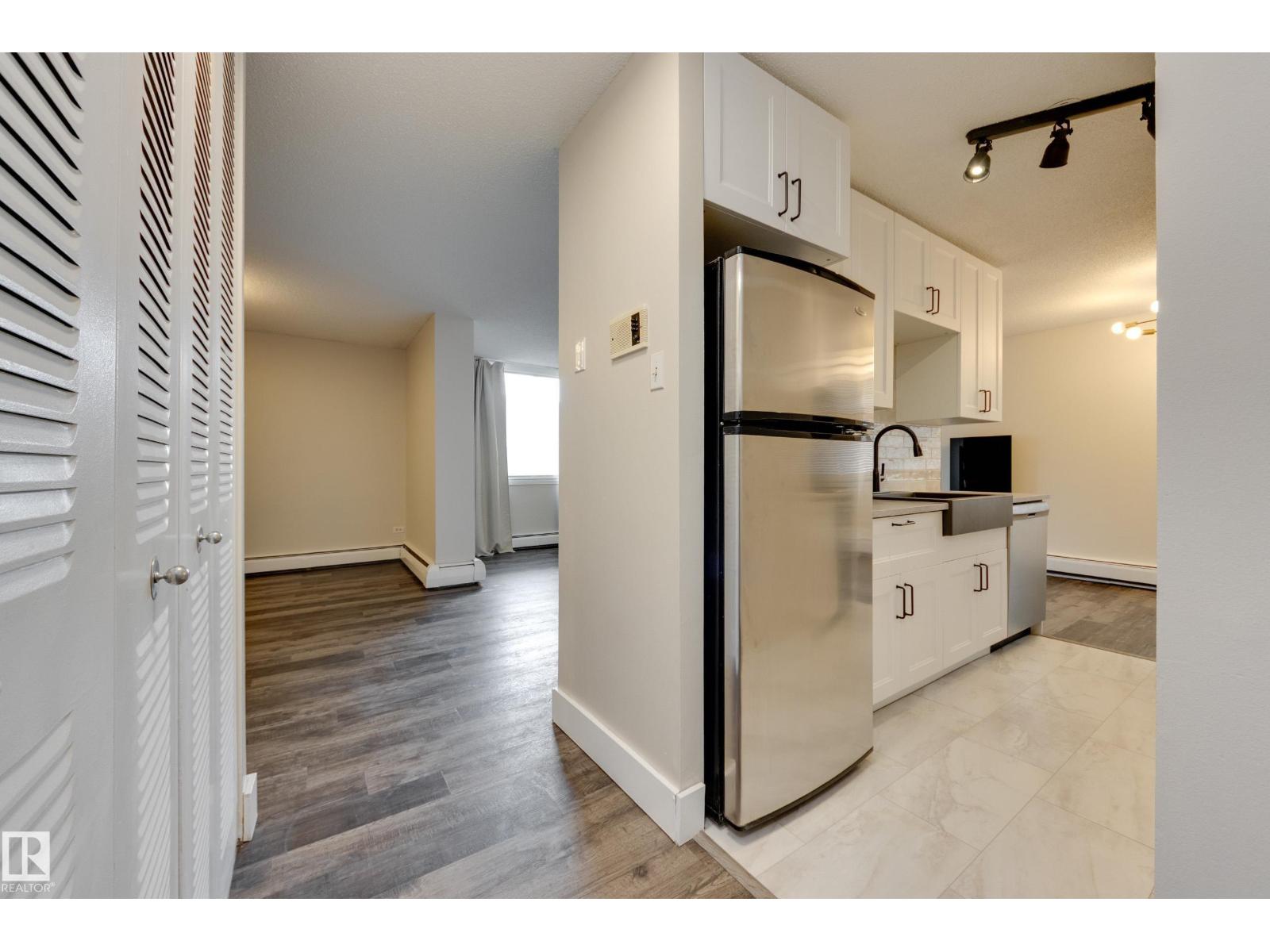 #103 9930 113 ST NW - 5
