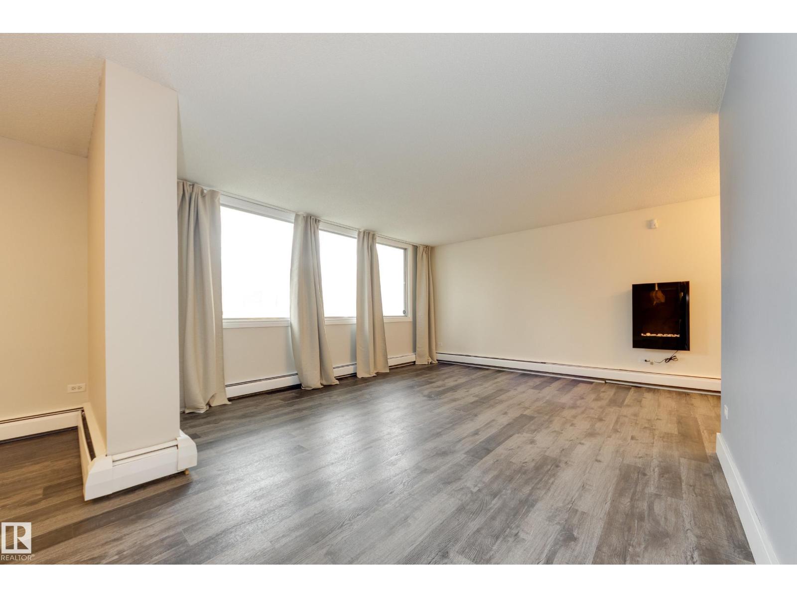 #103 9930 113 ST NW - 6