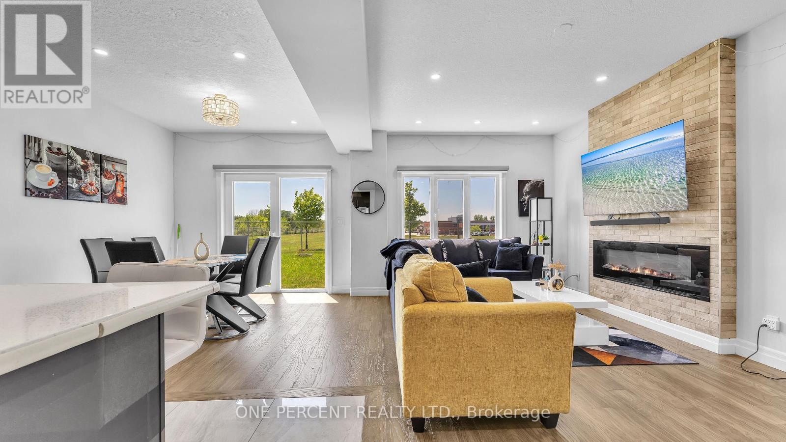 823 CEDARPARK WAY - 7