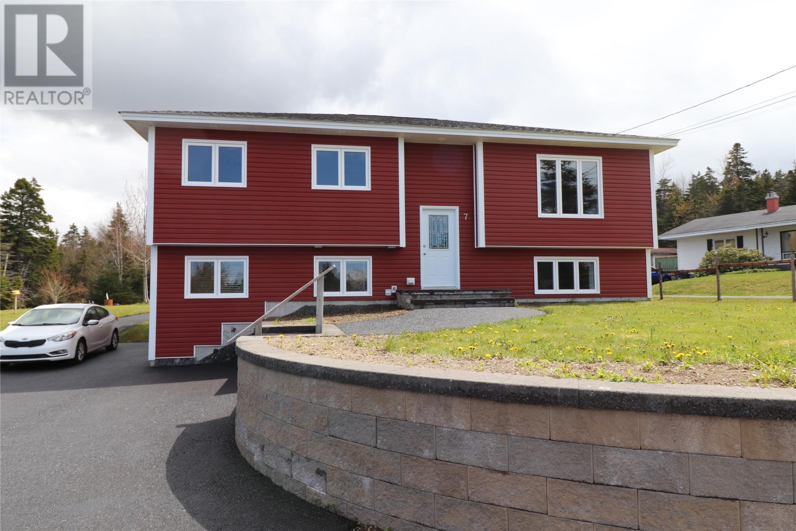 7 Squires Road - 33