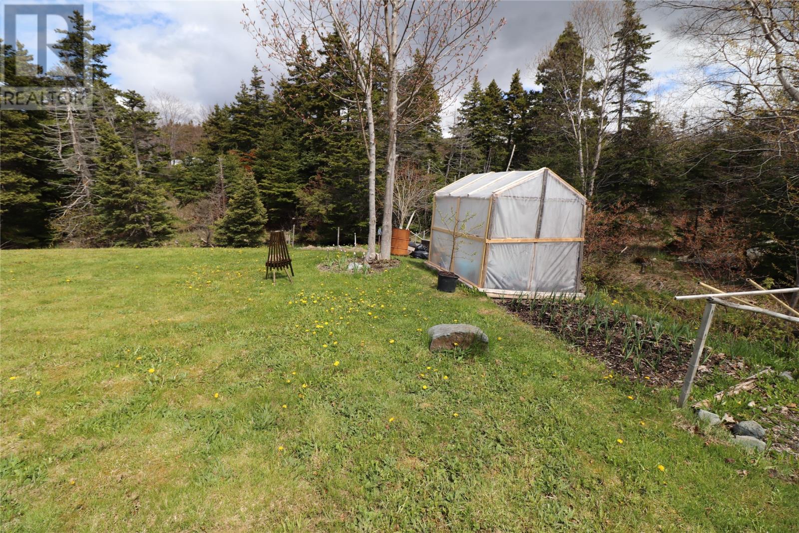 7 Squires Road - 34