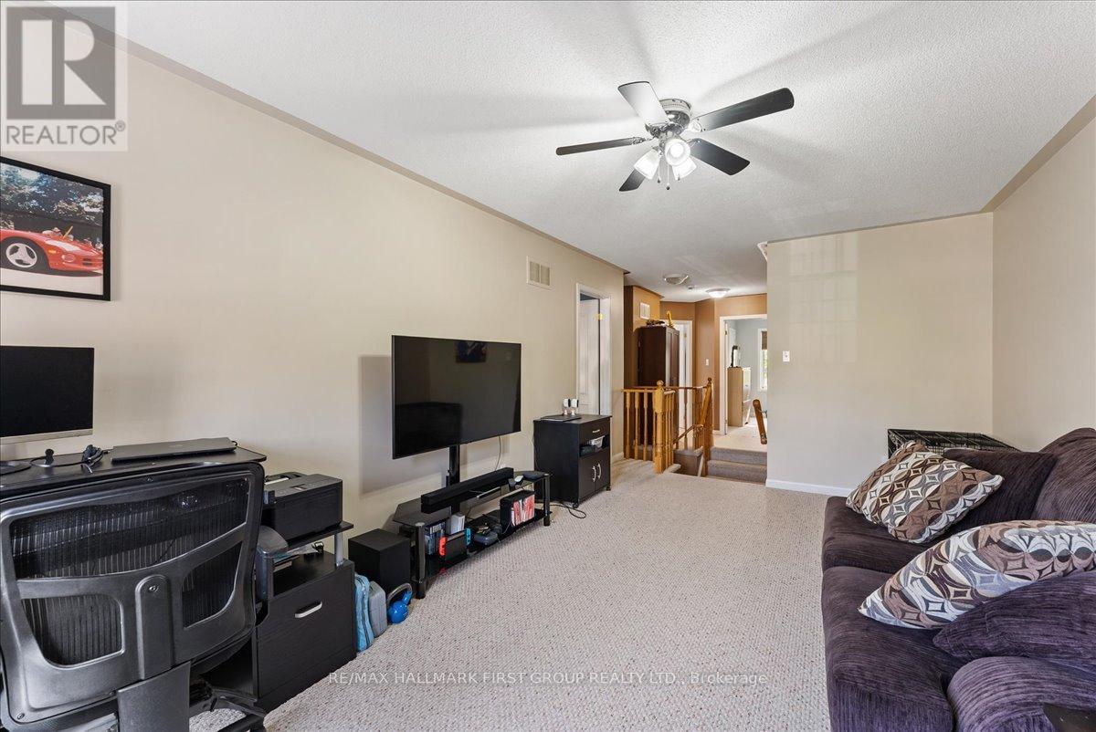 57 BARKDALE WAY - 24