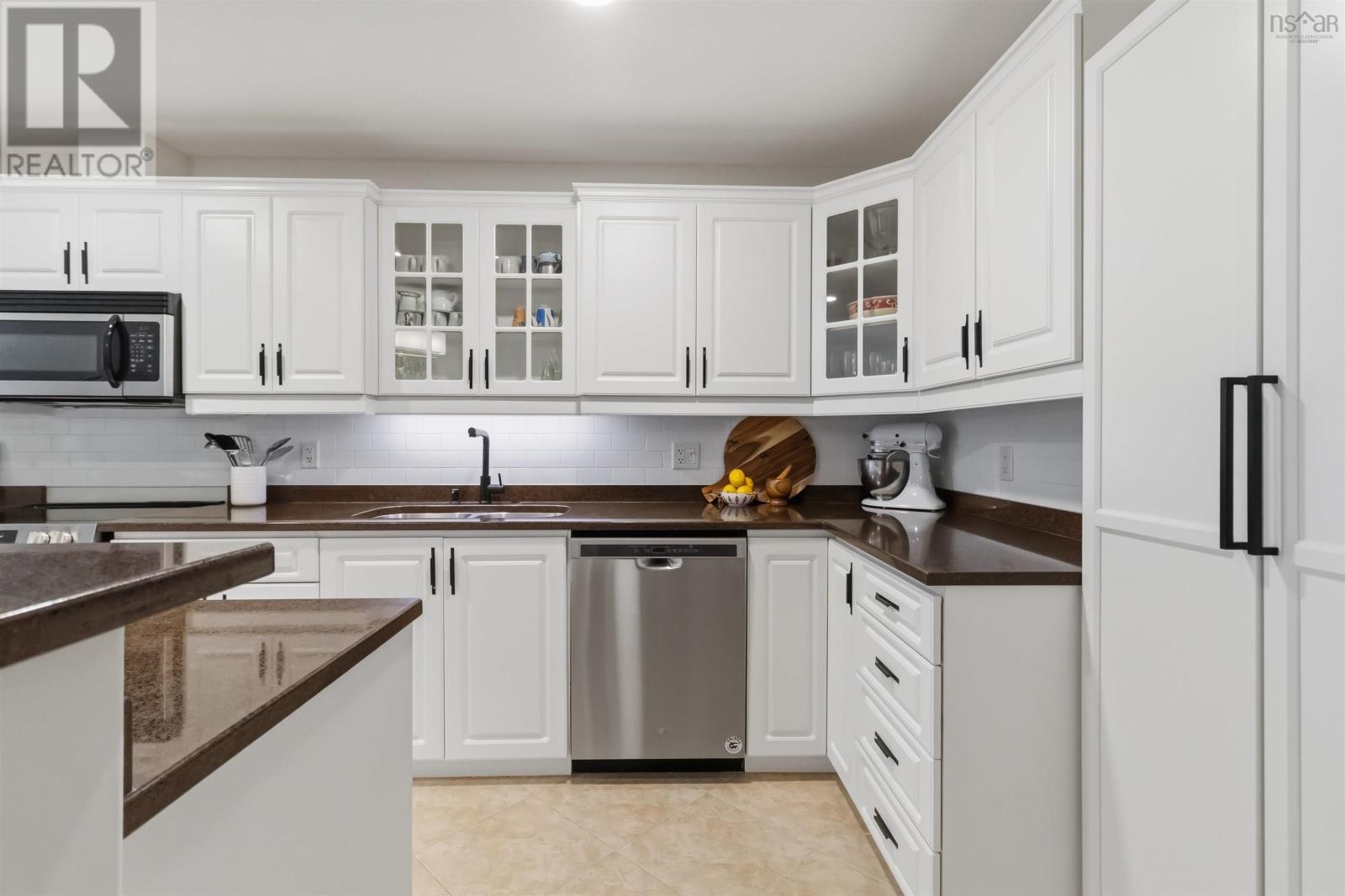 Property 39 of 50 of 305 36 Southgate Drive