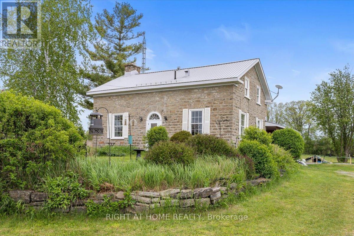 2584 HIGHWAY 43 HIGHWAY, Montague — photo 3