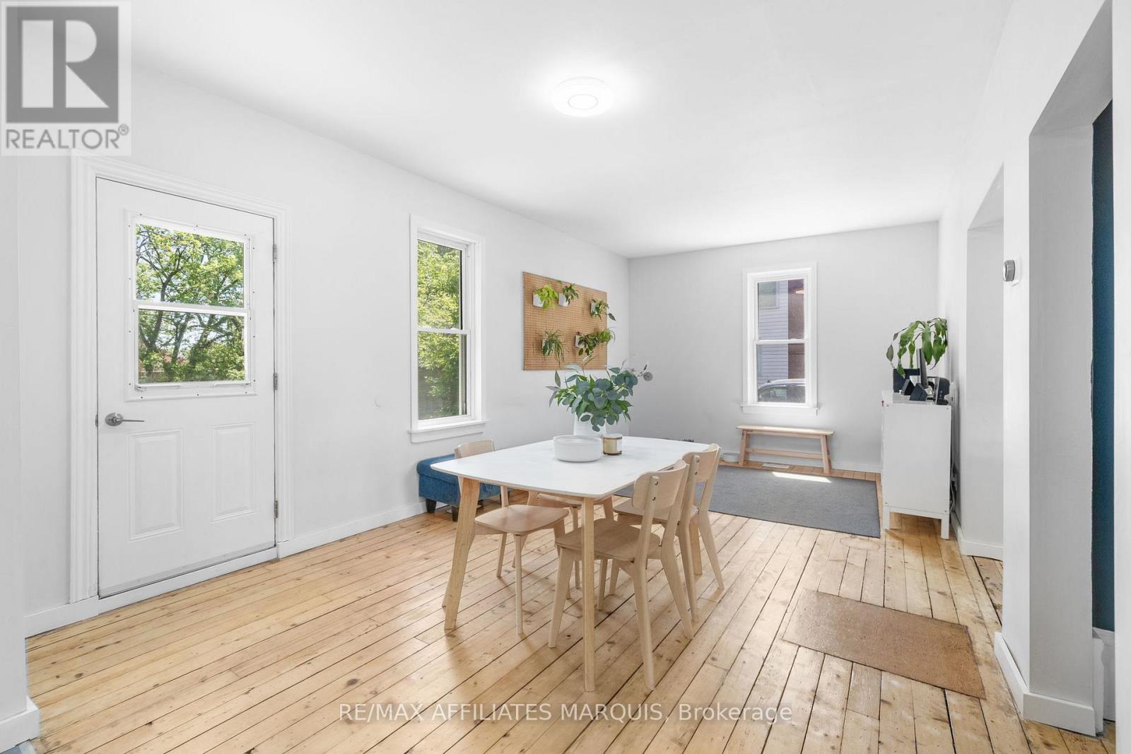 127 BROCKVILLE STREET - 12