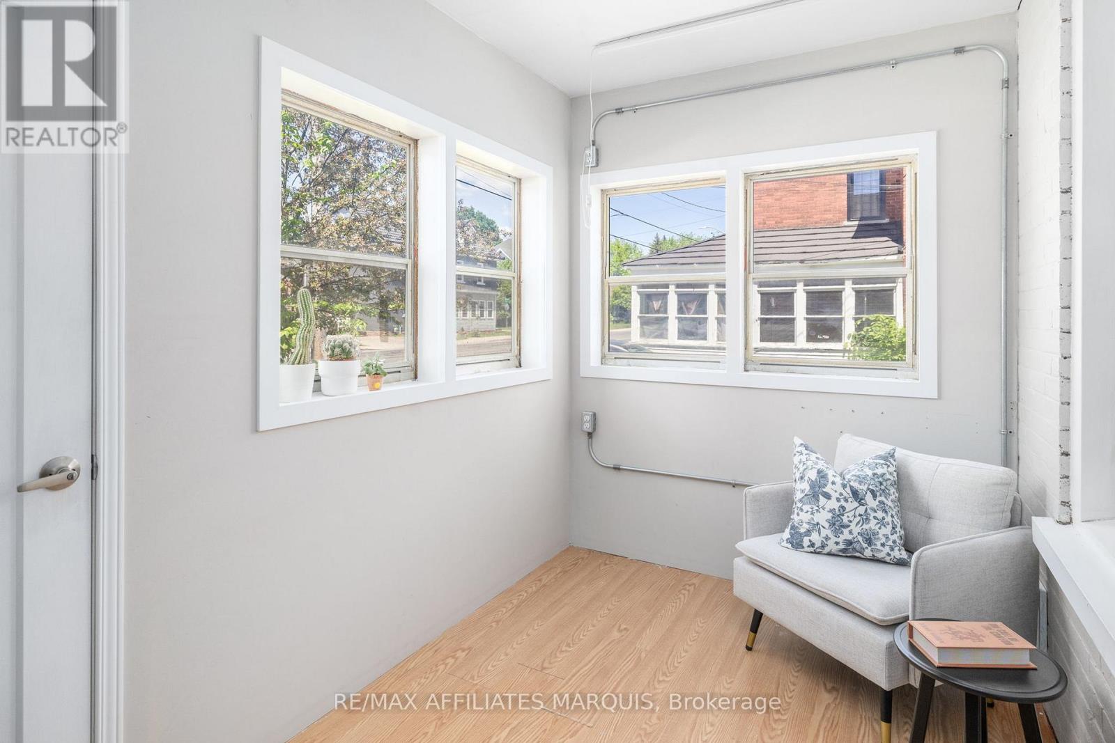 127 BROCKVILLE STREET - 13