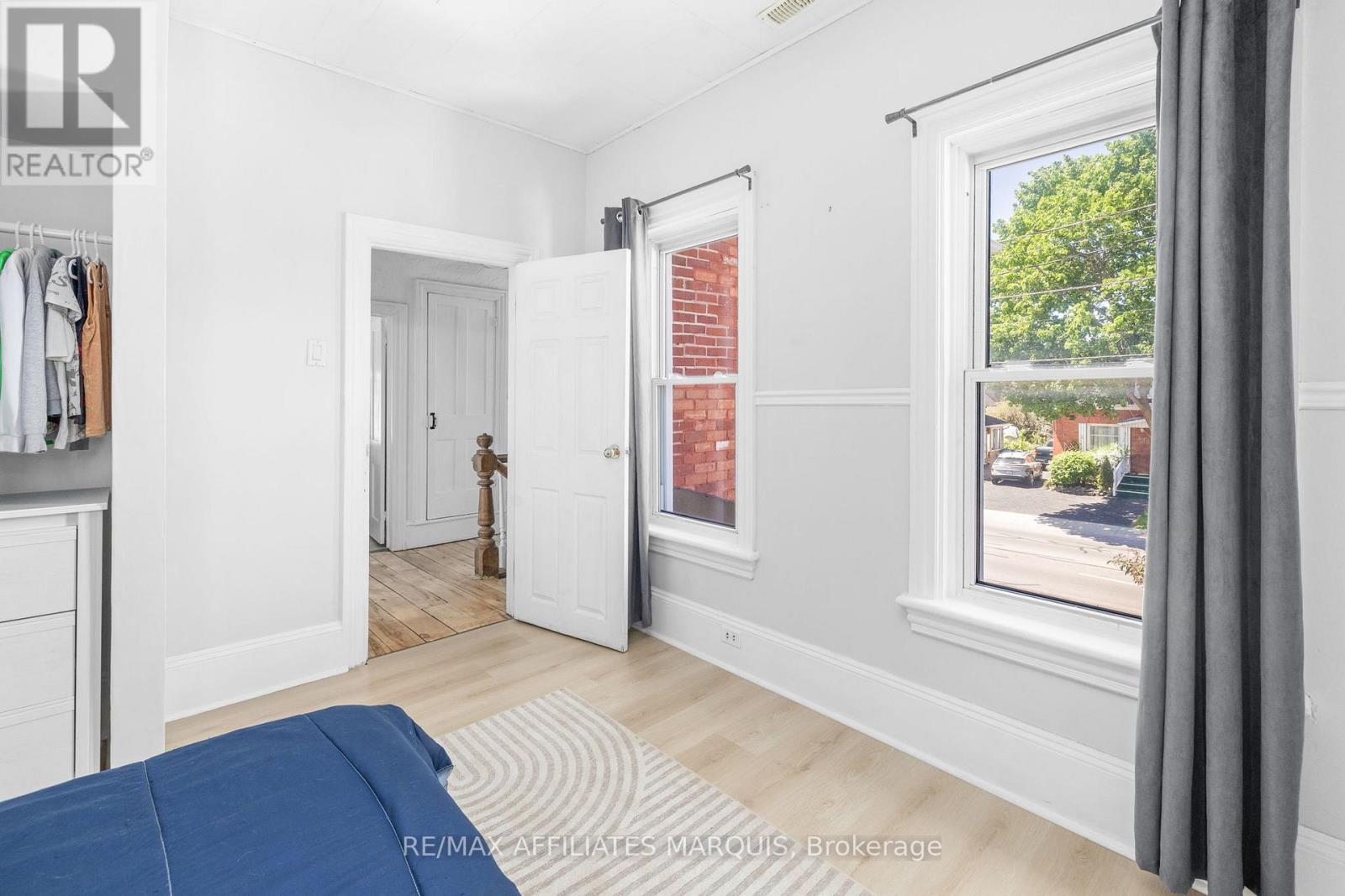 127 BROCKVILLE STREET - 23