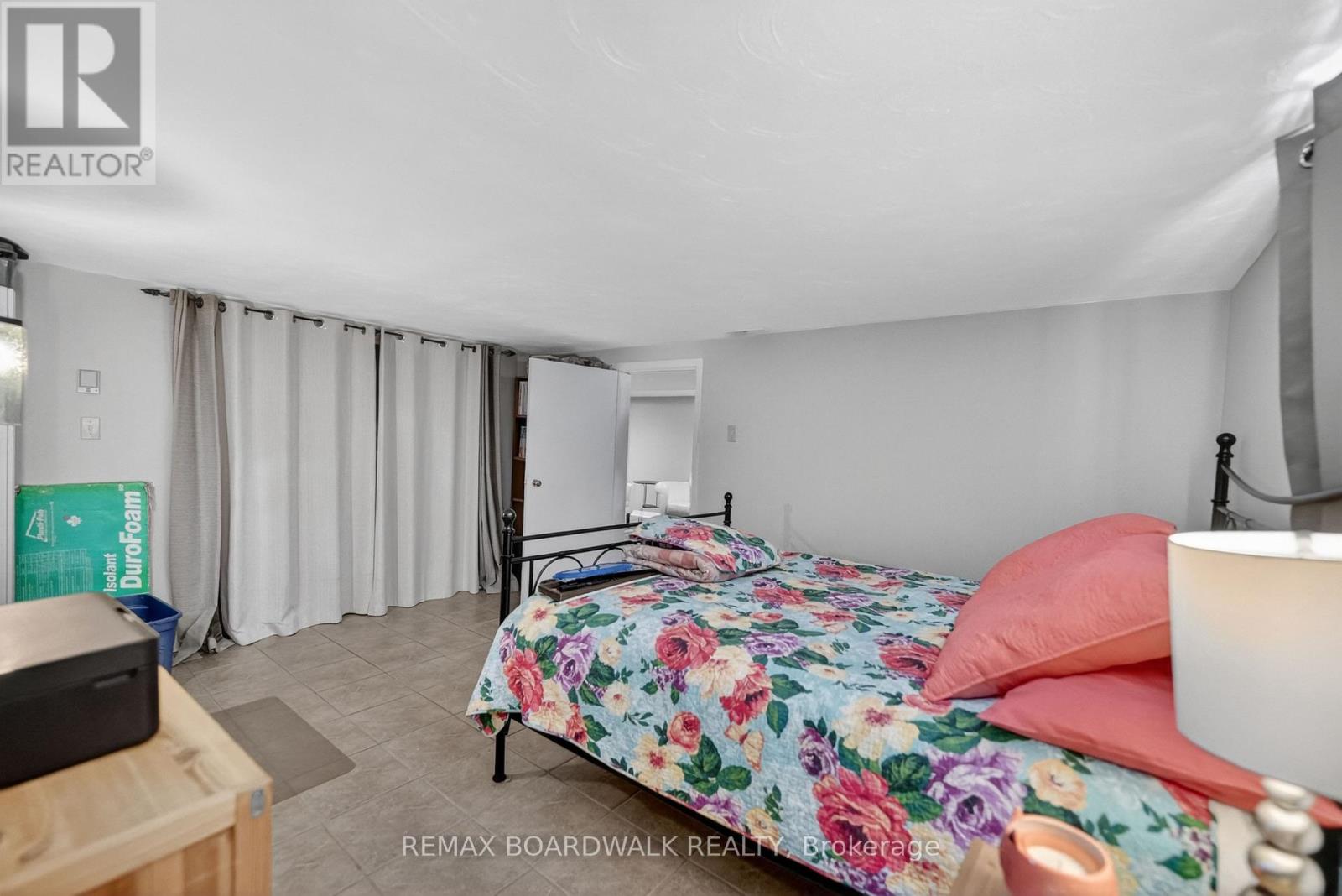 4 Bed, 2 Bath House for Sale in Ottawa – 2548 MER BLEUE ROAD, Ottawa – MLS# X13234378 - Image 7