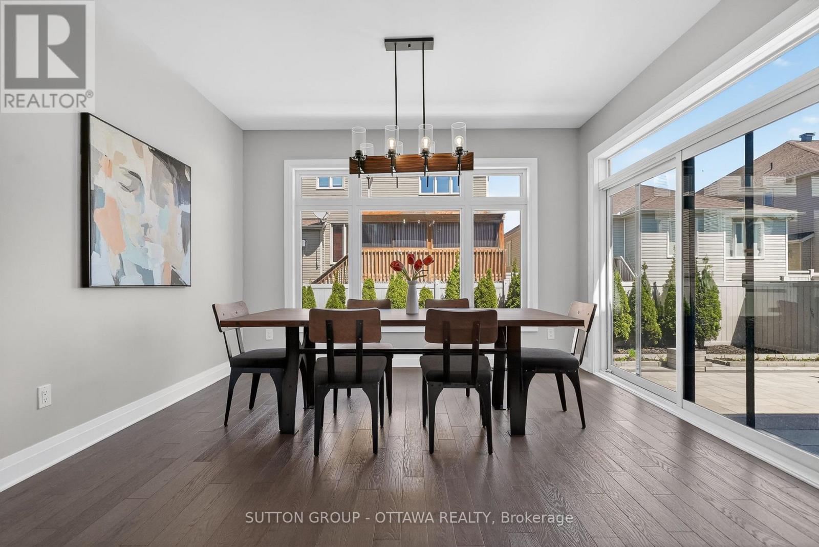 824 CONTOUR STREET - 13