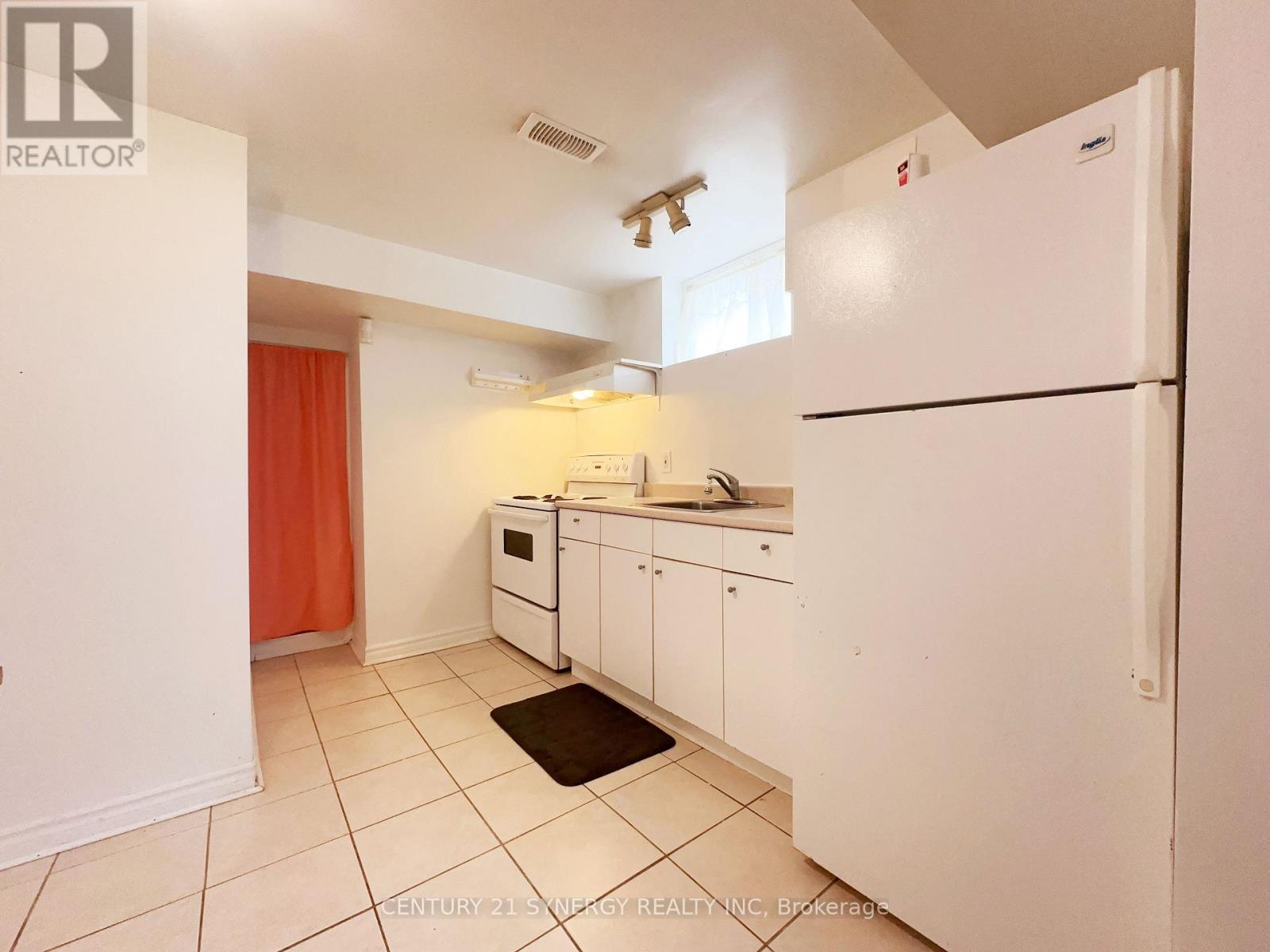 1 Bed, 1 Bath House for Rent in Ottawa – 2 – 1236 CLYDE AVENUE, Ottawa – MLS# X13234454 - Image 8