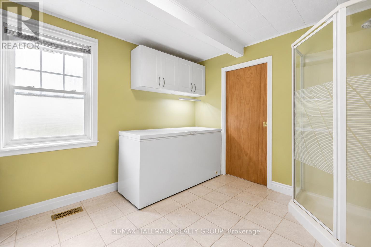 1127 LABROSSE ROAD E - 11