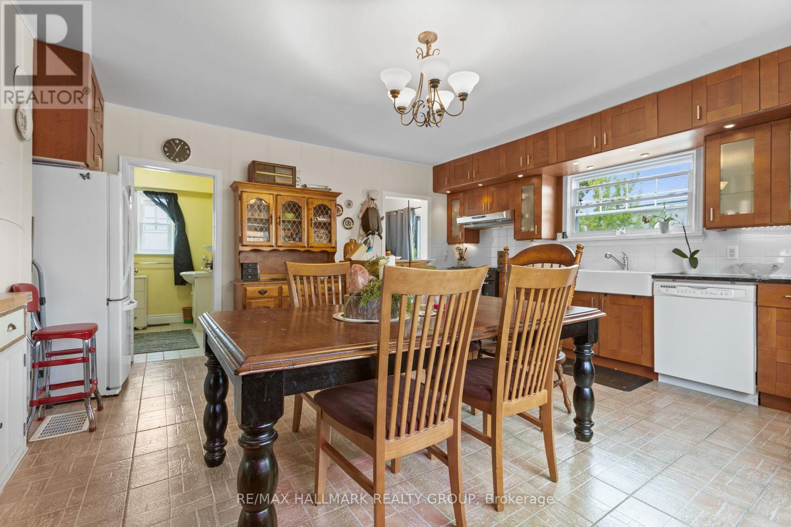 1127 LABROSSE ROAD E - 16