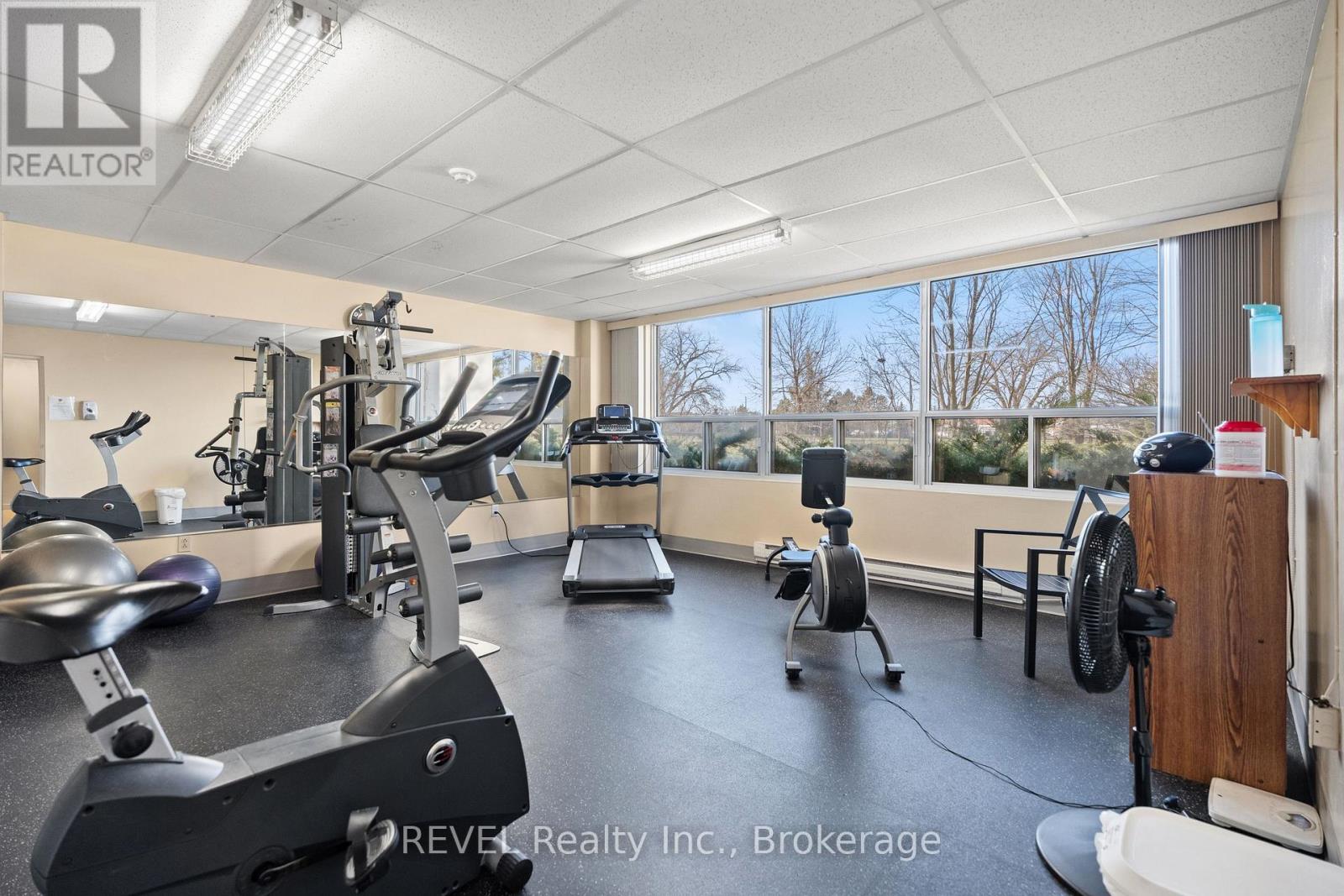#411 365 GENEVA STREET - 23