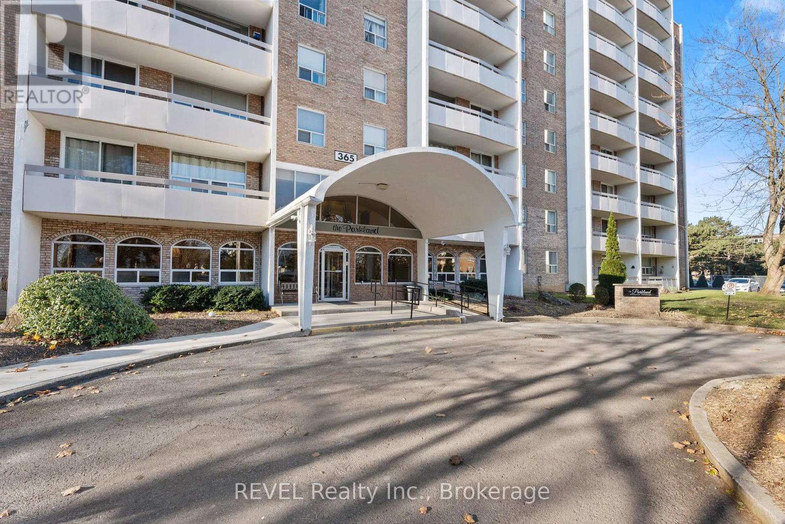 #411 365 GENEVA STREET - 3