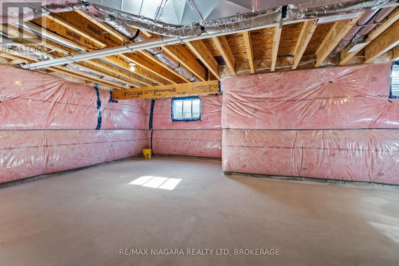 219 WELLS AVENUE - 30