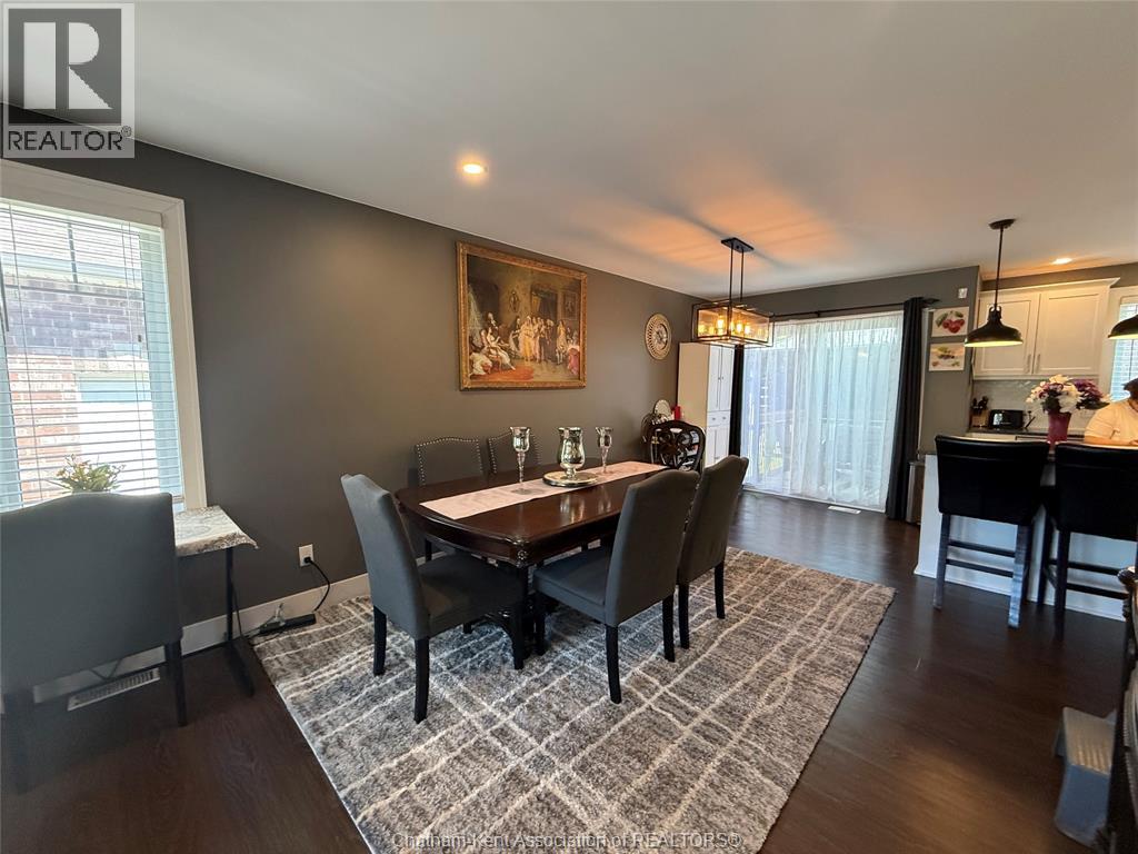 15 LISGAR STREET - Image 5