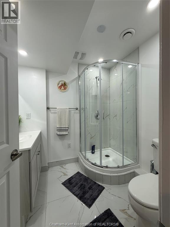 15 LISGAR STREET - Image 28