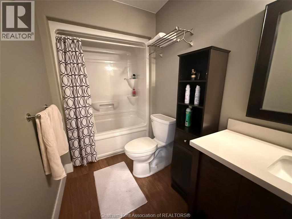 15 LISGAR STREET - Image 20