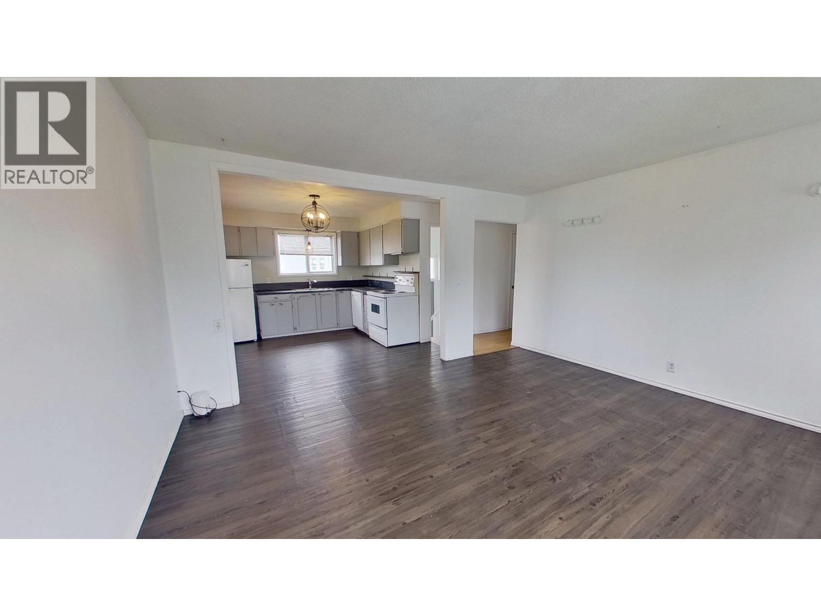 10703 102 AVENUE - 5