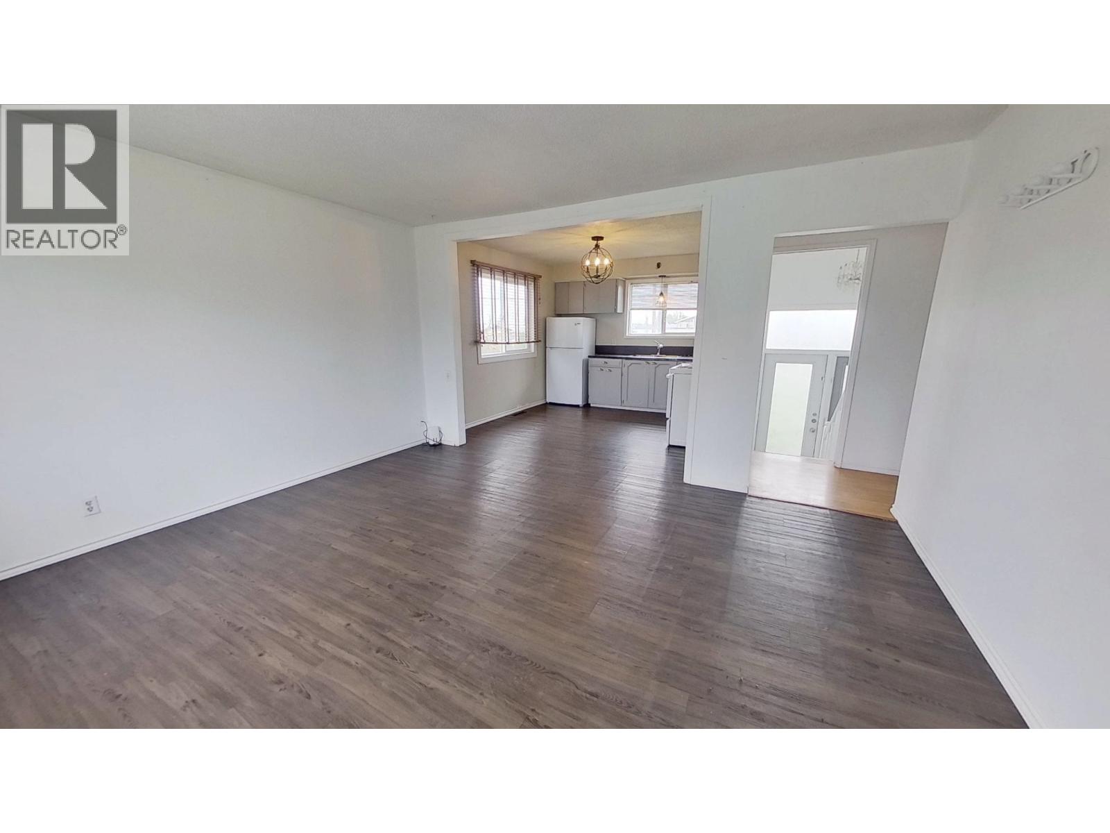 10703 102 AVENUE - 6