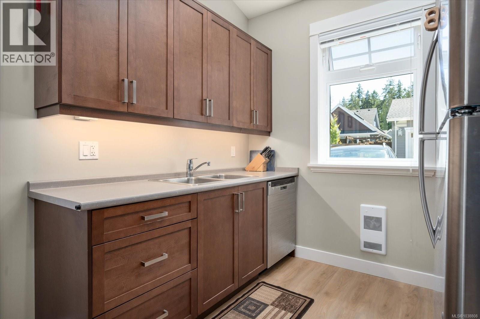 710 West Ridge Way - 26