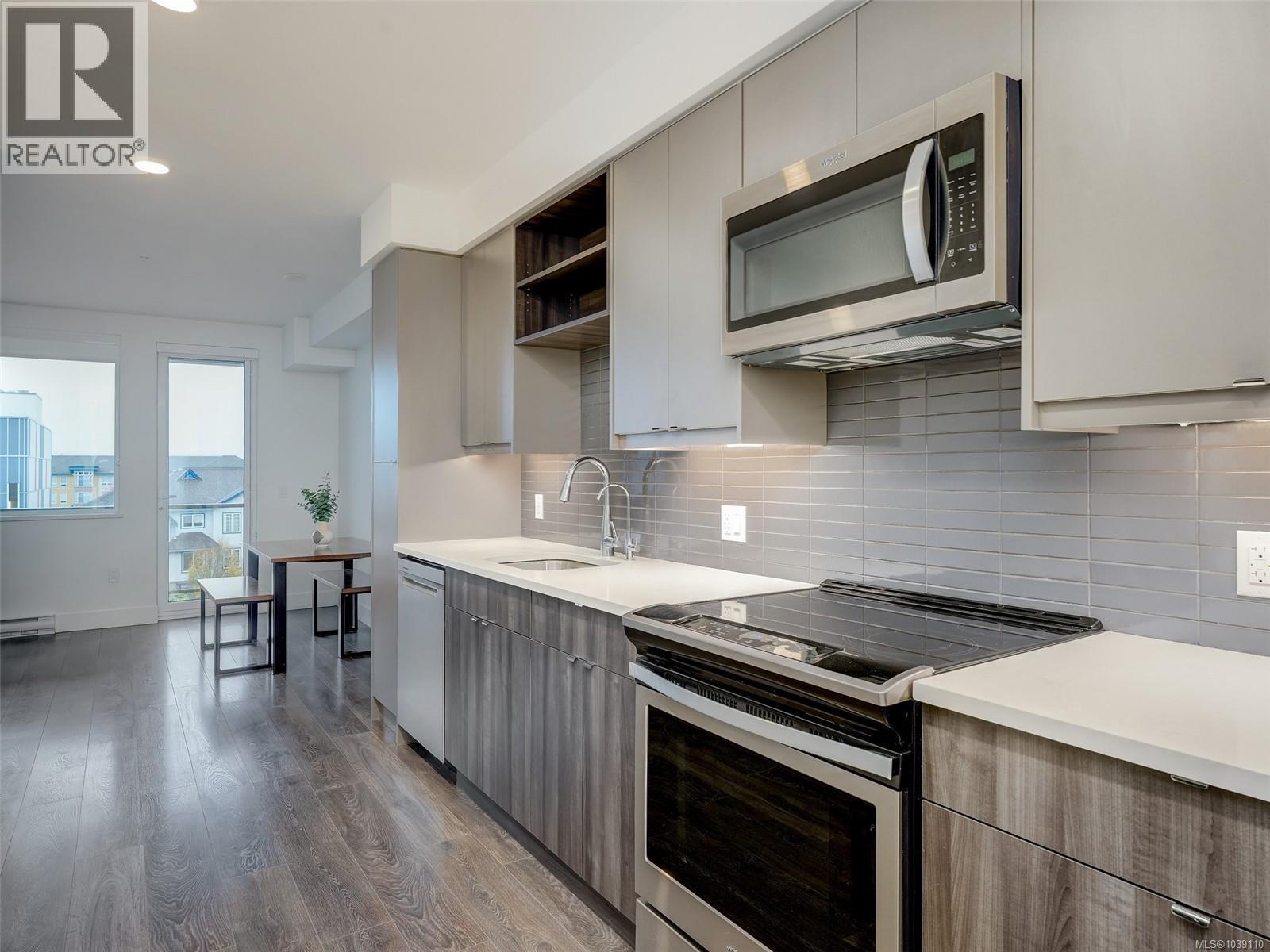 #412 2461 Sidney Ave - 6