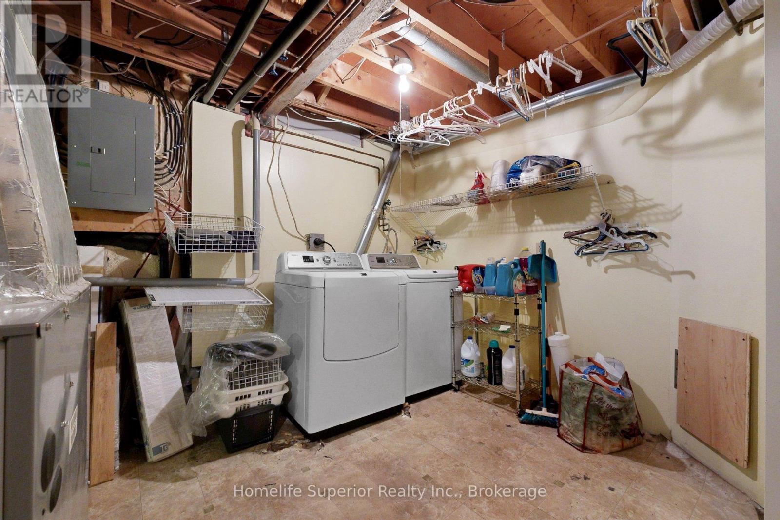 1057 EXETER STREET - 31