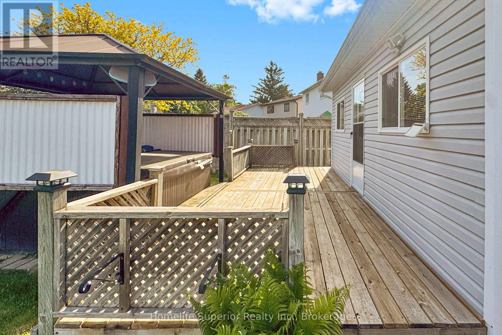 1057 EXETER STREET - 35