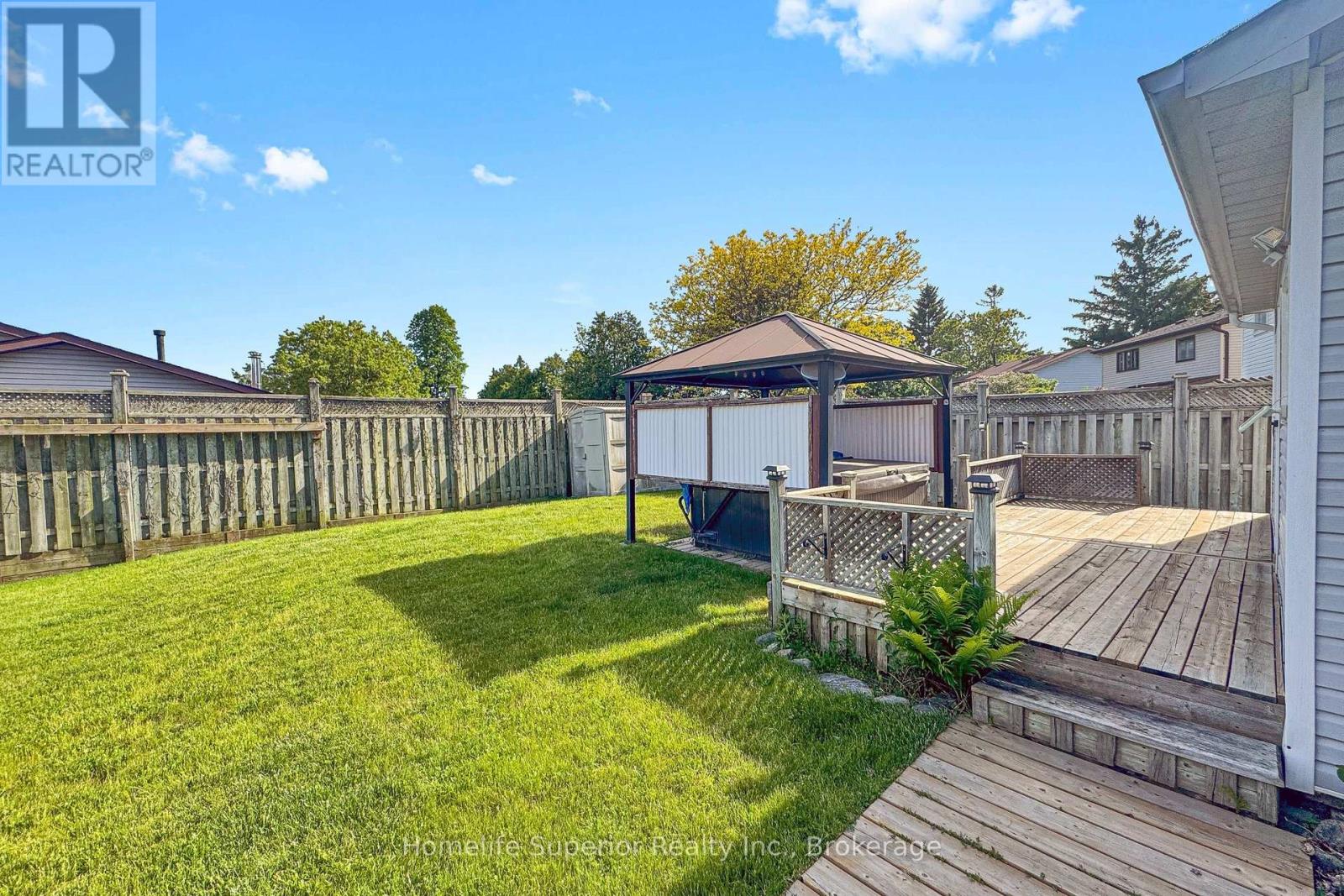 1057 EXETER STREET - 36
