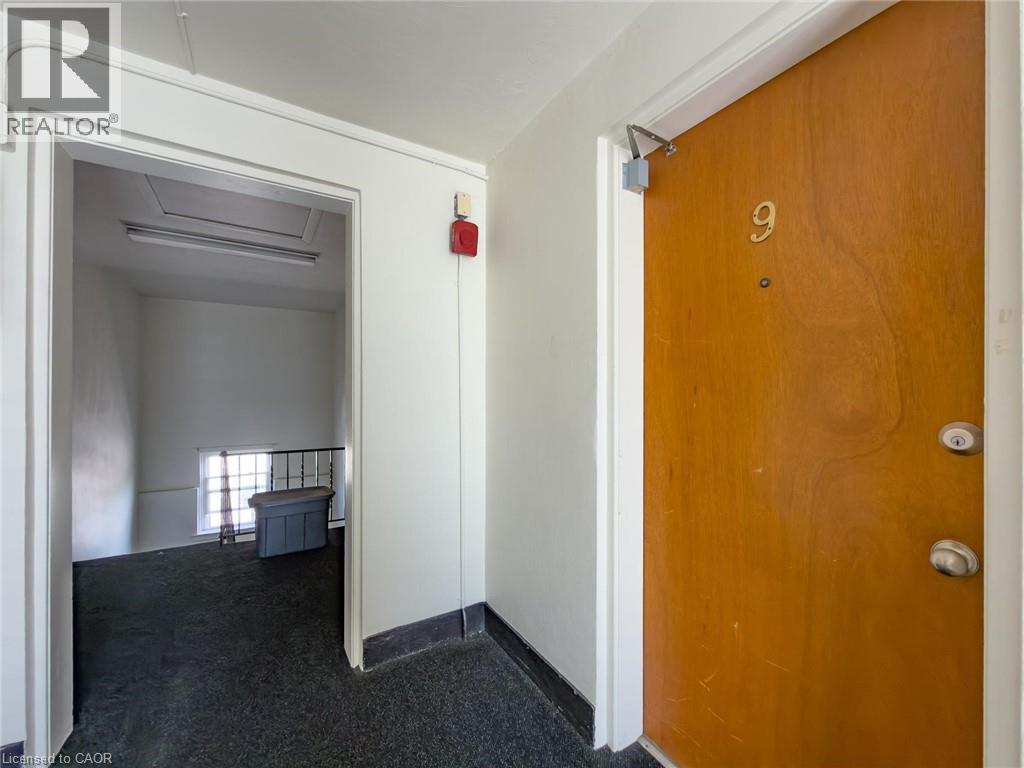 #9 1755 KING Street - 10