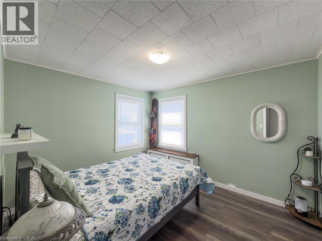 #9 1755 KING Street - 28