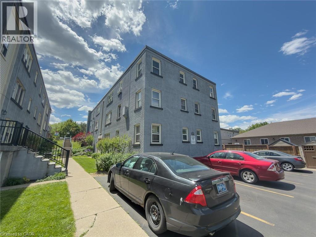 #9 1755 KING Street - 5