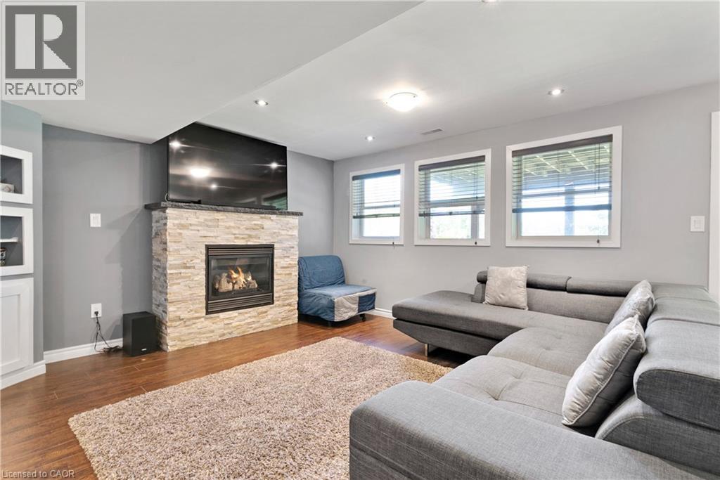 298 GARTH MASSEY Drive - 34