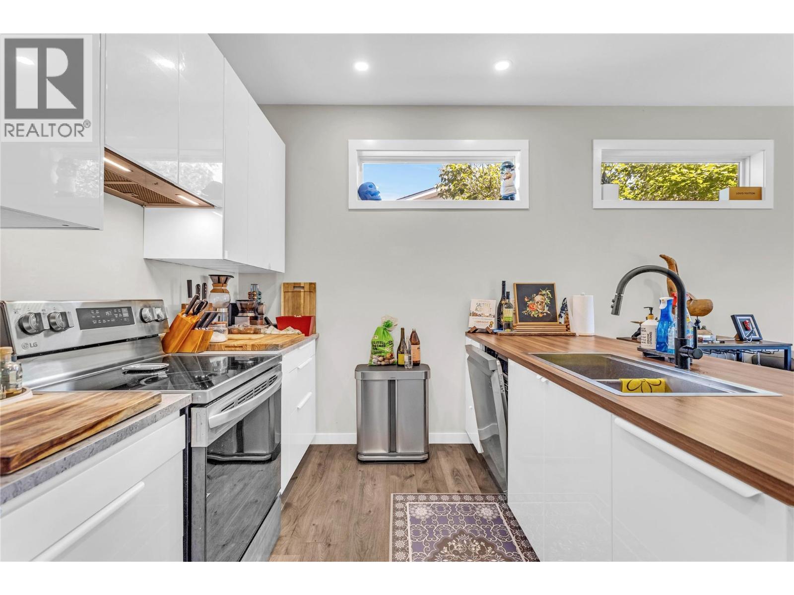 265 & 269 Muir Road - 9