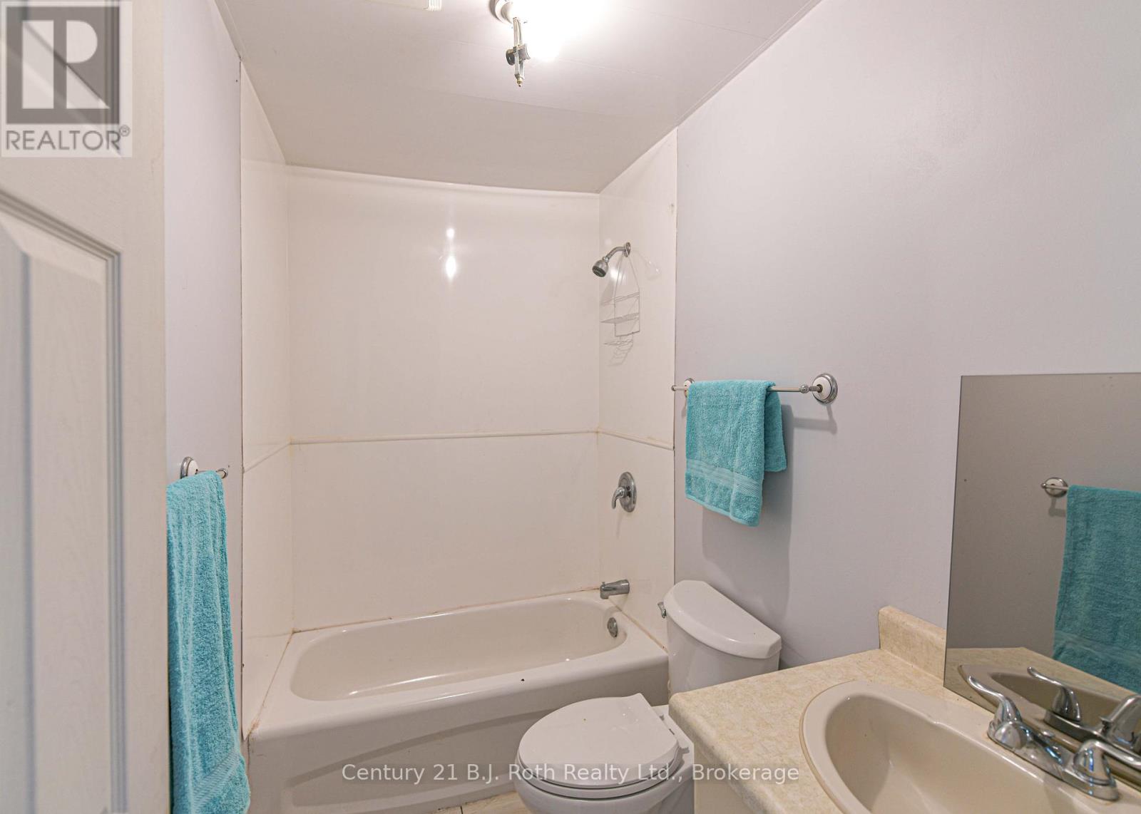 4258 CANAL ROAD - 17