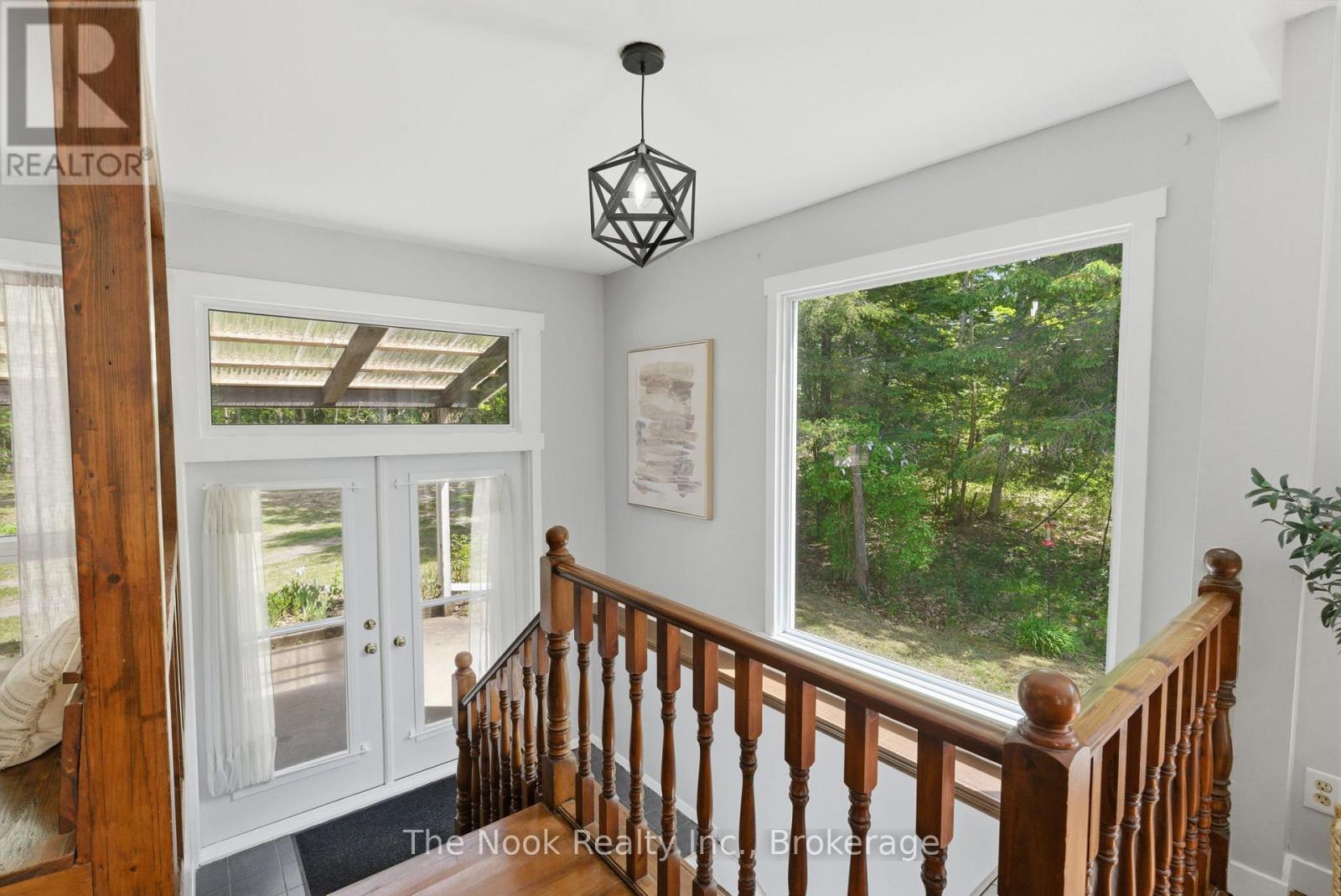 219 PONTYPOOL ROAD - 7