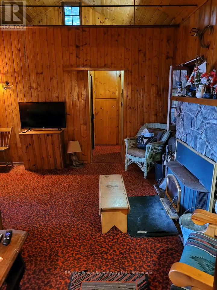 1246 SUGAR BUSH LANE - 11