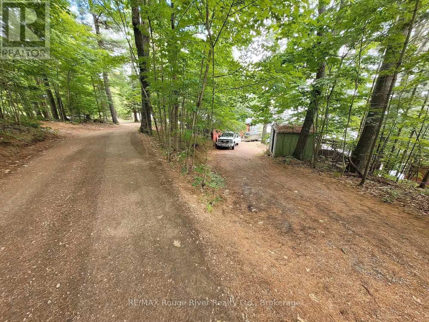 1246 SUGAR BUSH LANE - 27
