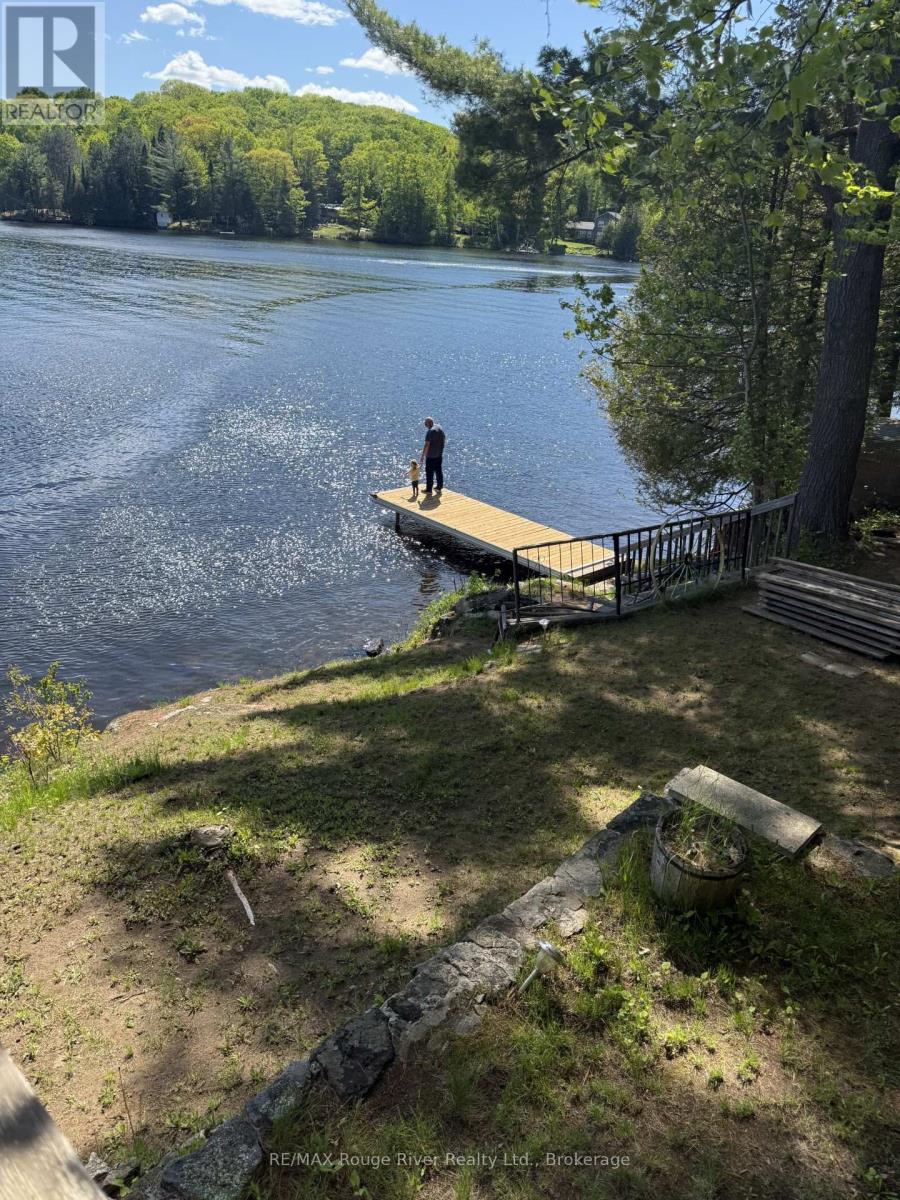 1246 SUGAR BUSH LANE - 35
