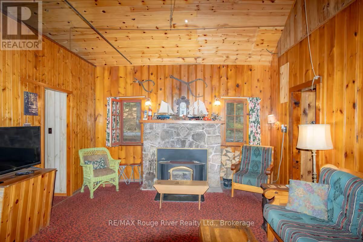 1246 SUGAR BUSH LANE - 7