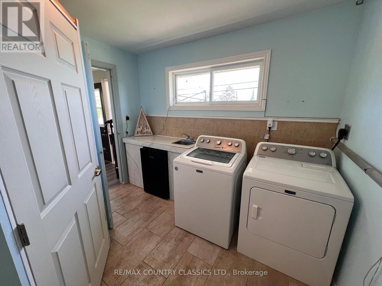 39132 COMBERMERE ROAD - 20