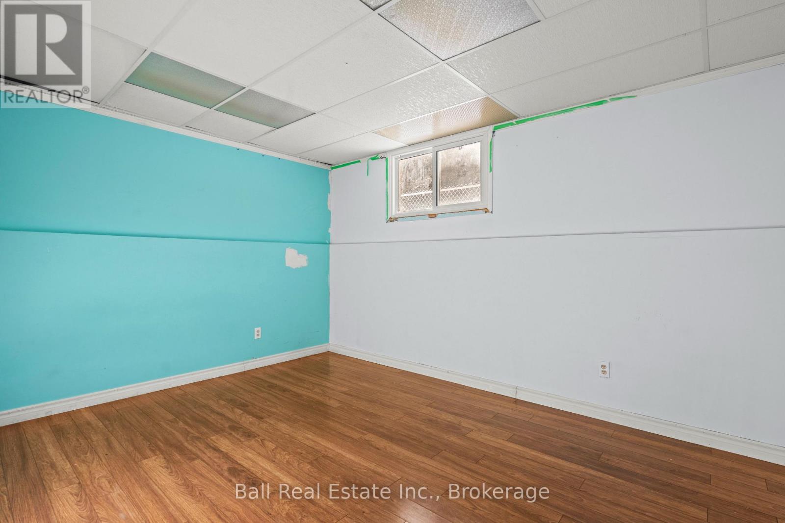 473 KINGSDALE AVENUE - 39