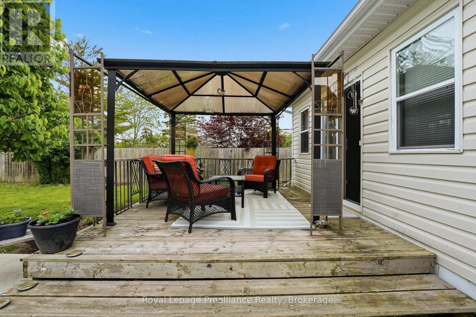 106 KARL STREET - 18