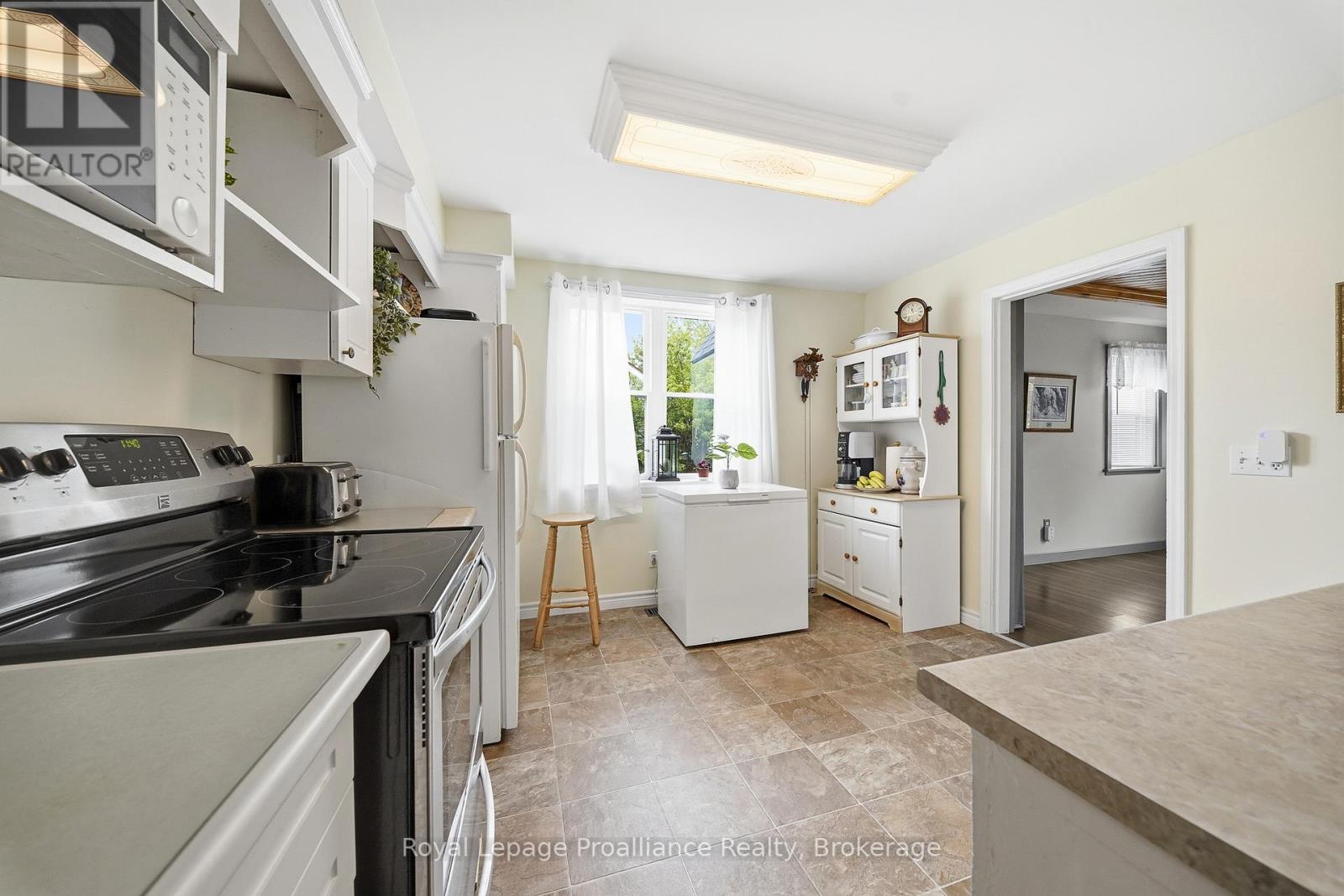 106 KARL STREET - 24