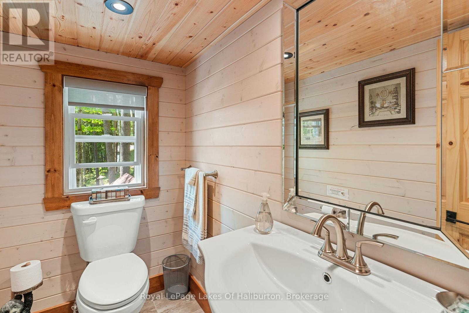 1272 BOSHKUNG LAKE ROAD - 33